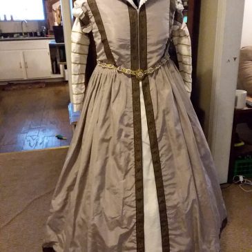 A Mid-16th Century Florentine Woman’s Outfit